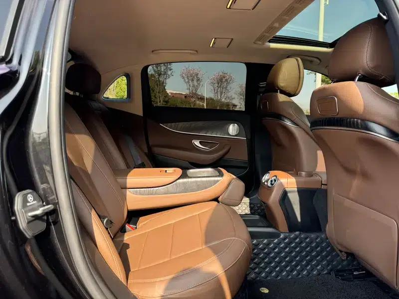 2019 Mercedes-Benz E-Class E 200 L Sport 4MATIC — миниатюра 16