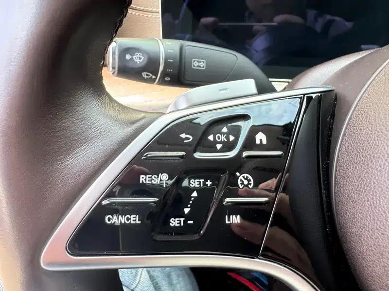 2023 Mercedes-Benz E-Class E 300 L Luxury Sedan — миниатюра 16