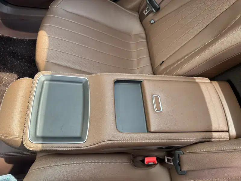 2023 Mercedes-Benz E-Class E 300 L Luxury Sedan — миниатюра 19
