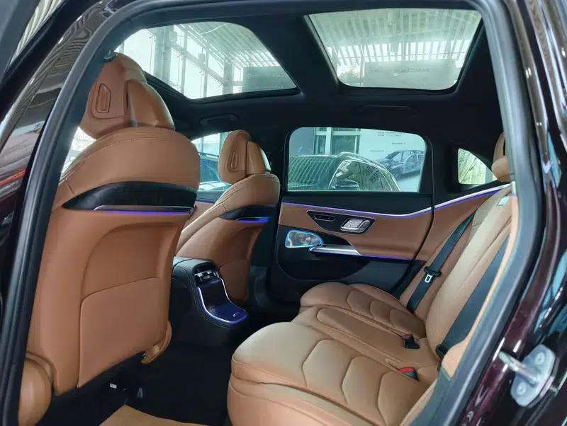 Mercedes-Benz E-Class 2024 E 300 L Fashion Sport Sedan — миниатюра 14