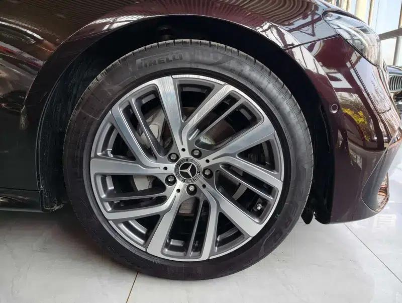 Mercedes-Benz E-Class 2024 E 300 L Fashion Sport Sedan — миниатюра 7