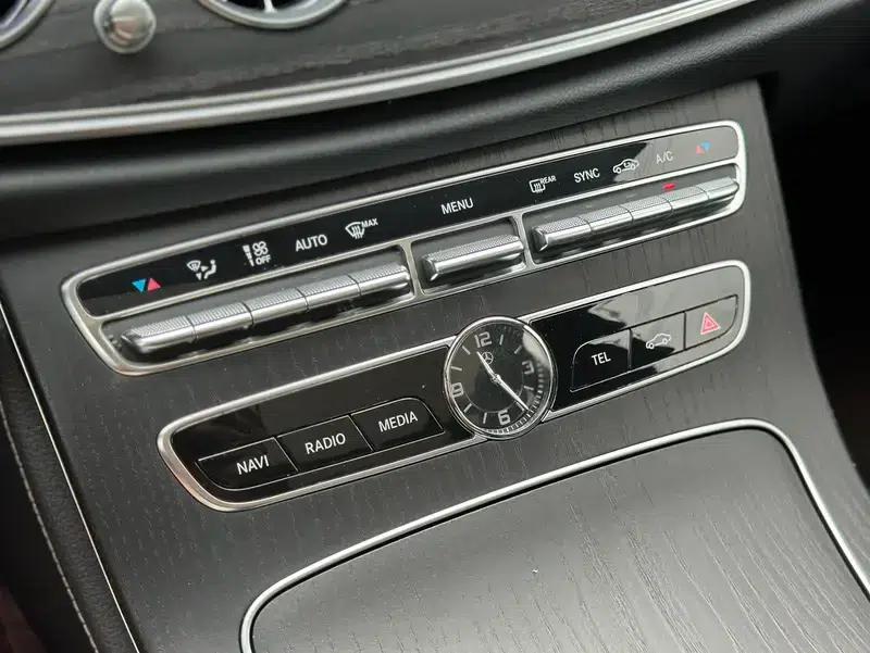 Mercedes-Benz E-Class 2020 E 260 L Sport — миниатюра 10