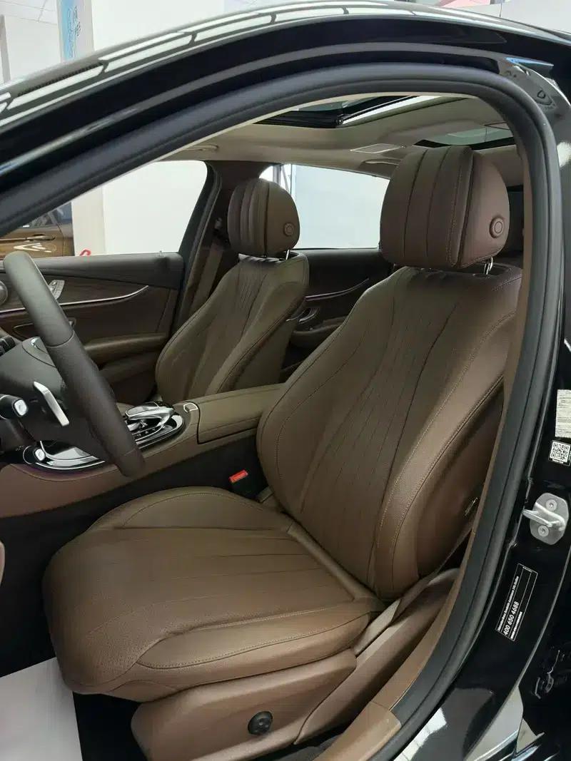 2017 Mercedes-Benz E-Class E 300 L Luxury — миниатюра 26