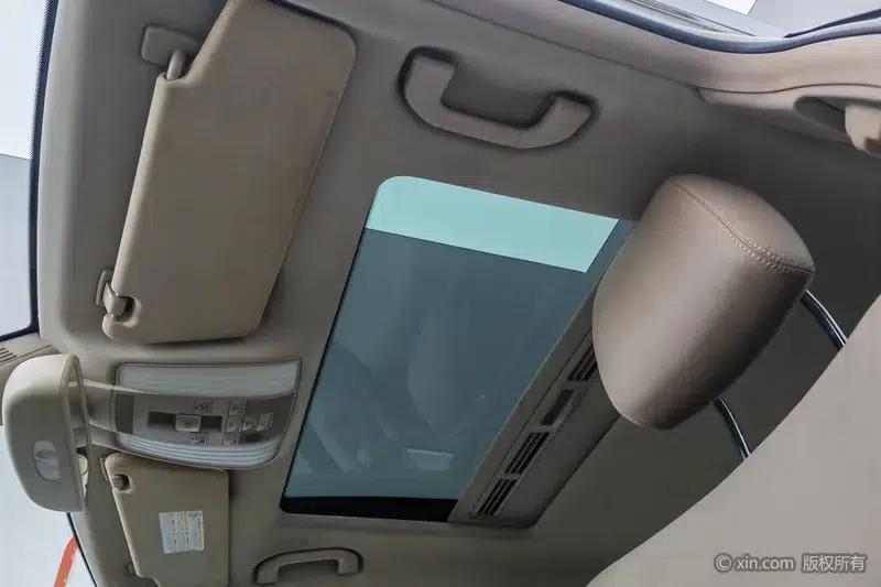 Mercedes-Benz E-Class (Imported) 2010 E 200 CGI Elegance — миниатюра 20