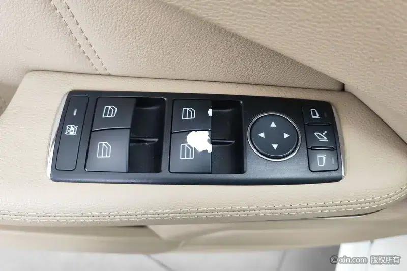 Mercedes-Benz E-Class (Imported) 2010 E 200 CGI Elegance — миниатюра 22