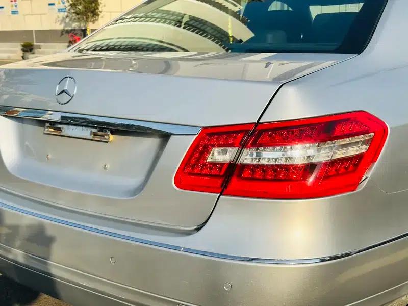 Mercedes-Benz E-Class (Imported) 2010 E 300 Fashion Luxury Edition — миниатюра 11