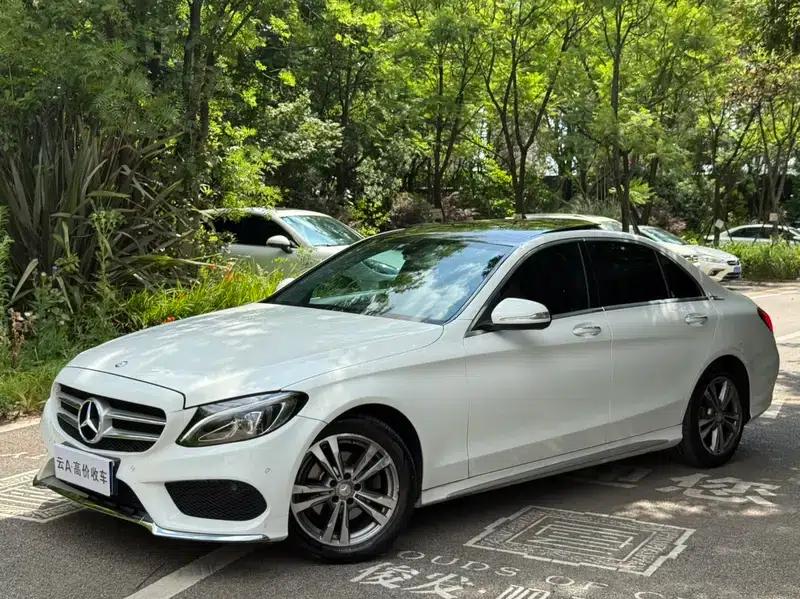 2016 Mercedes-Benz C-Class C 200 L Sport — миниатюра 1