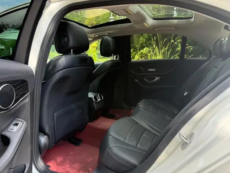 2016 Mercedes-Benz C-Class C 200 L Sport — миниатюра 9