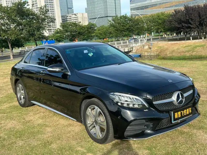 2020 Mercedes-Benz C-Class C 260 L Sport Edition — миниатюра 3