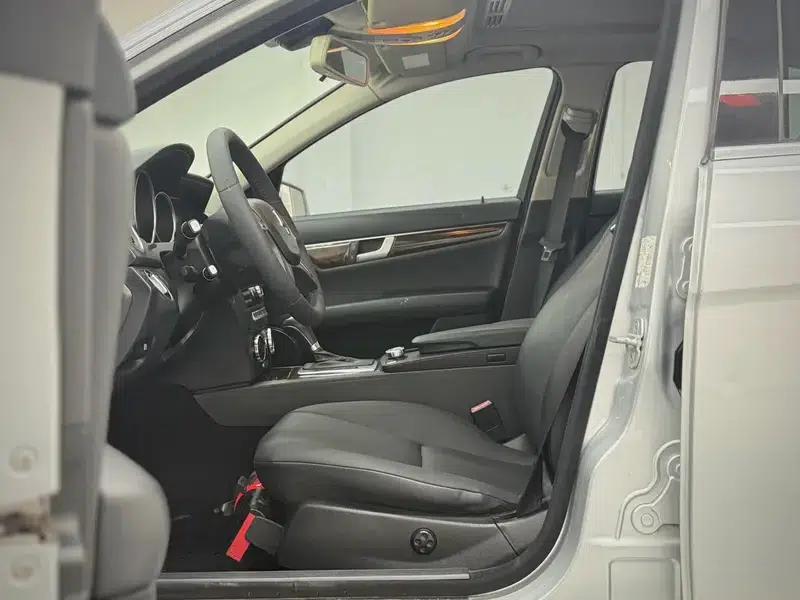 2013 Mercedes-Benz C-Class C 260 CGI Elegance — миниатюра 12