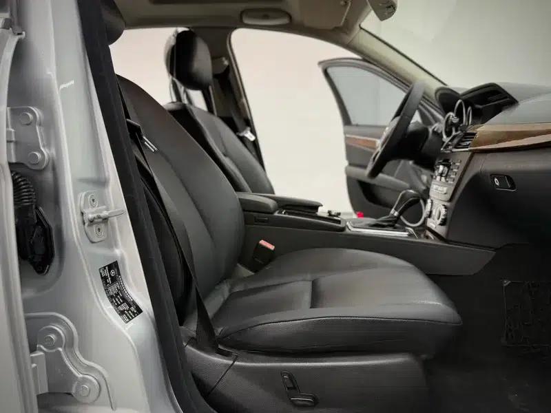 2013 Mercedes-Benz C-Class C 260 CGI Elegance — миниатюра 16