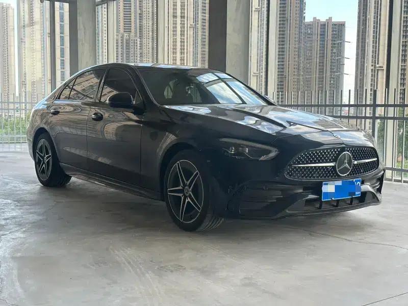 Mercedes-Benz C-Class 2023 Facelift C 260 L Night Sport Edition — миниатюра 3