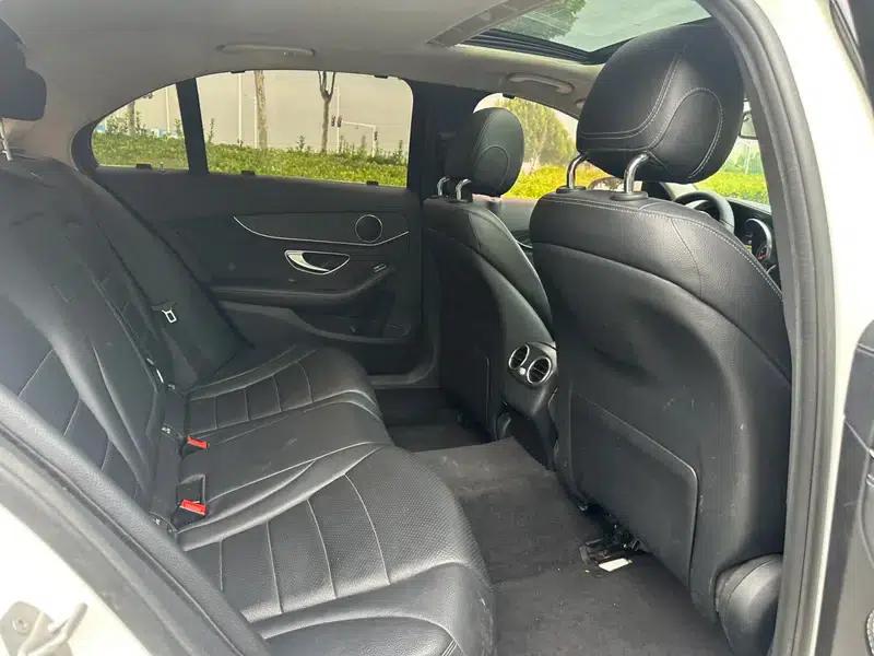 2015 Mercedes-Benz C-Class C 180 L Sport — миниатюра 18