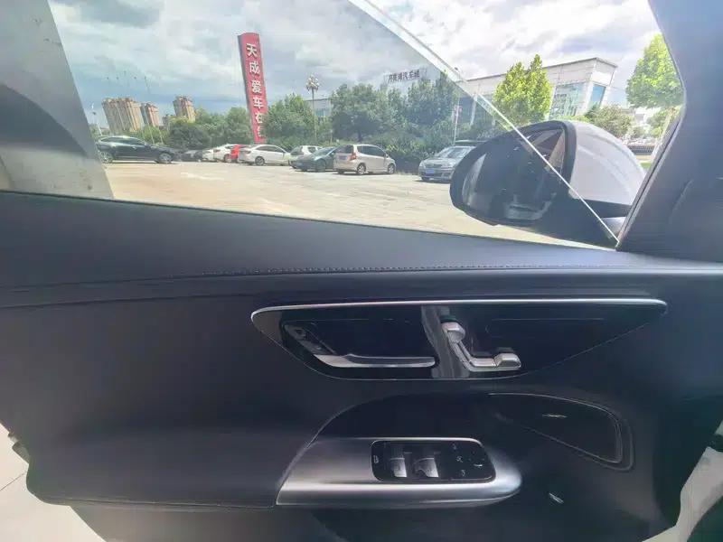 2025 Mercedes-Benz C-Class C 260 L Sport Edition — миниатюра 13