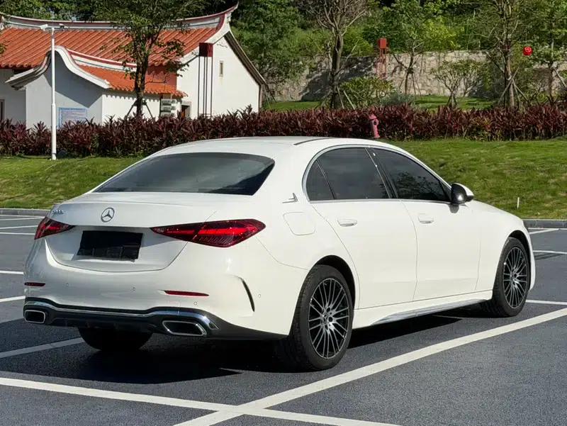 2023 Mercedes-Benz C-Class C 200 L Sport Edition — миниатюра 6