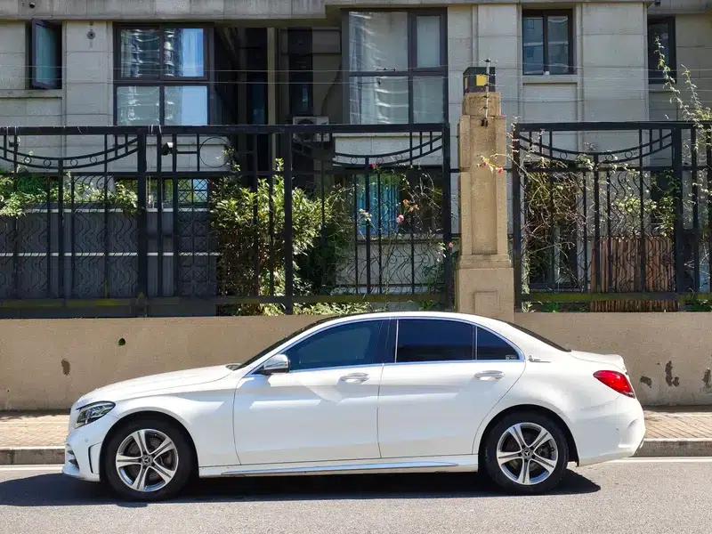 Mercedes-Benz C-Class 2019 Facelift C 260 L Sport Edition — миниатюра 4