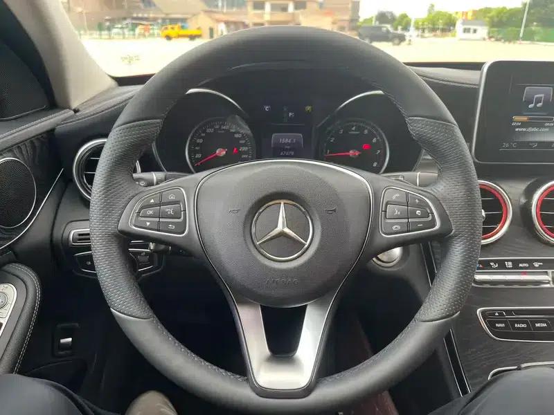 2016 Mercedes-Benz C-Class C 180 L Sport — миниатюра 10