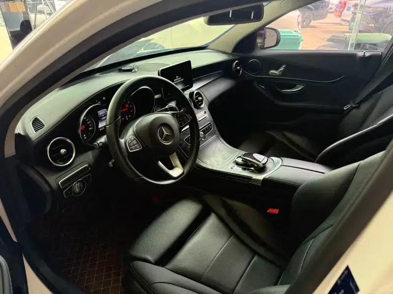 2016 Mercedes-Benz C-Class C 180 L Sport — миниатюра 10