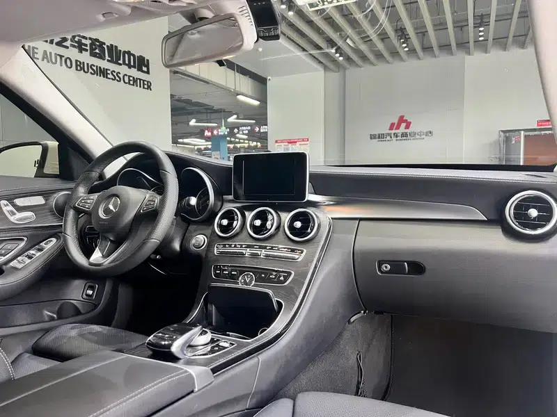 2015 Mercedes-Benz C-Class C 200 L Sport — миниатюра 13