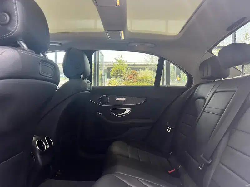 2015 Mercedes-Benz C-Class C 200 L Sport — миниатюра 15