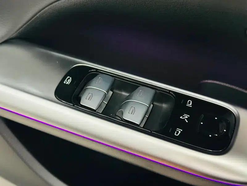 2024 Mercedes-Benz C-Class Facelift C 260 L Sport Night Edition — миниатюра 15