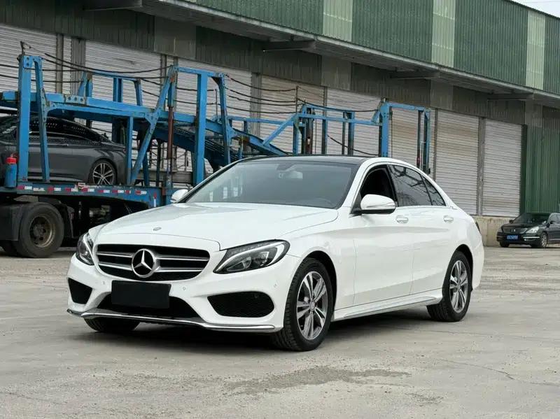 Mercedes-Benz C-Class 2017 Facelift C 200 L Sport Edition — миниатюра 1