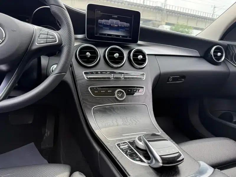 Mercedes-Benz C-Class 2017 Facelift C 200 L Sport Edition — миниатюра 11