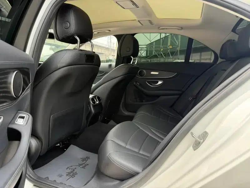 Mercedes-Benz C-Class 2017 Facelift C 200 L Sport Edition — миниатюра 15