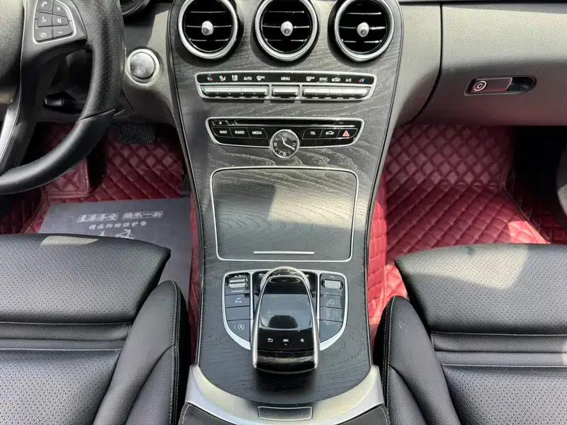 2017 Mercedes-Benz C-Class Facelift C 180 L Fashion Sport Edition — миниатюра 29