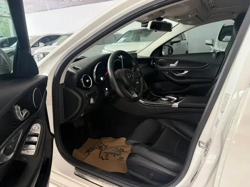2015 Mercedes-Benz C-Class C 180 L Sport — миниатюра 7
