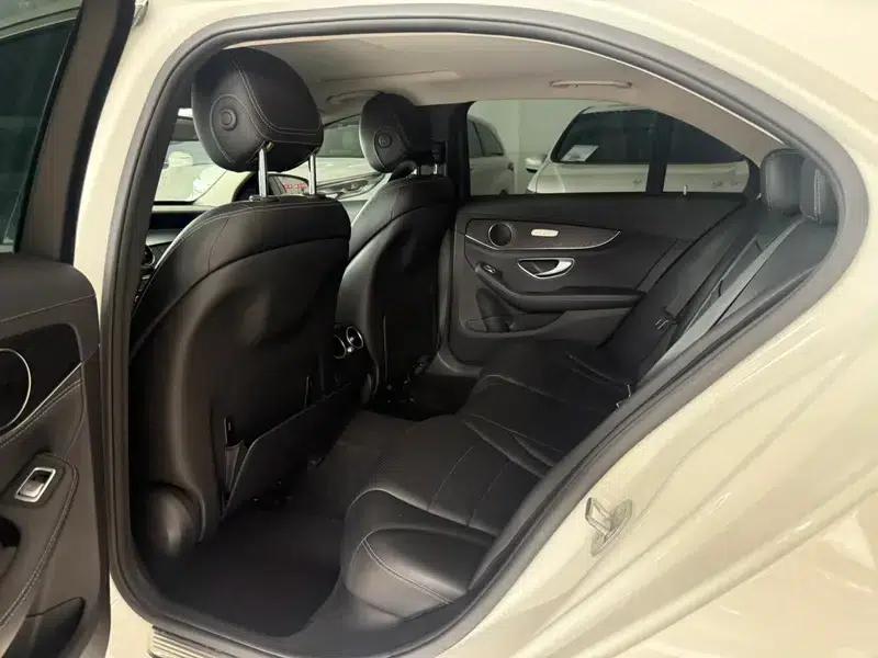 2015 Mercedes-Benz C-Class C 180 L Sport — миниатюра 8