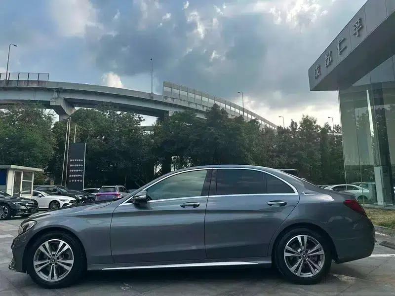 2018 Mercedes-Benz C-Class C 200 L Sport Edition — миниатюра 4