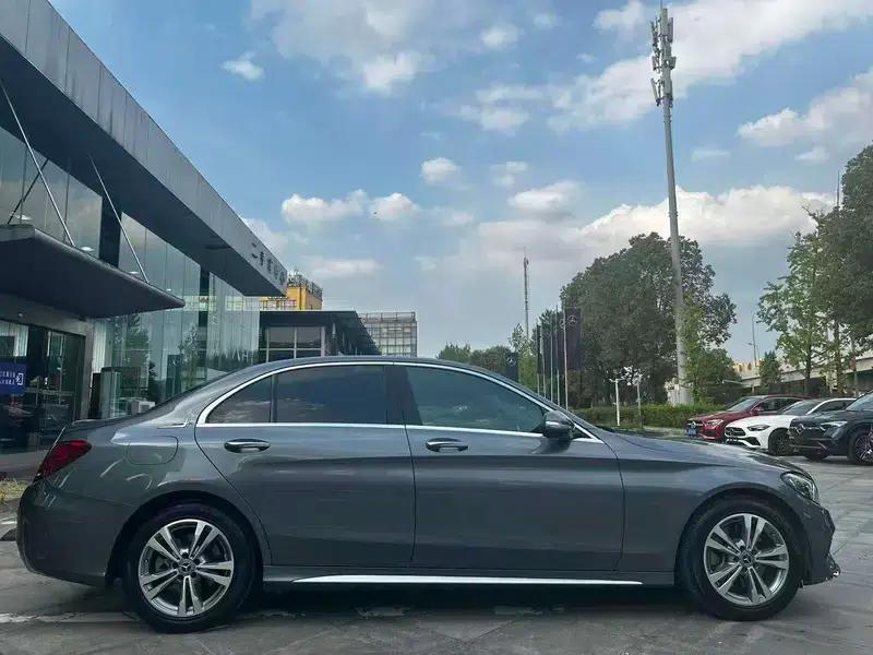 2018 Mercedes-Benz C-Class C 200 L Sport Edition — миниатюра 8