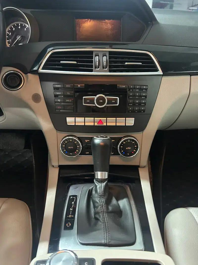Mercedes-Benz C-Class 2013 C 180 CGI Classic — миниатюра 11