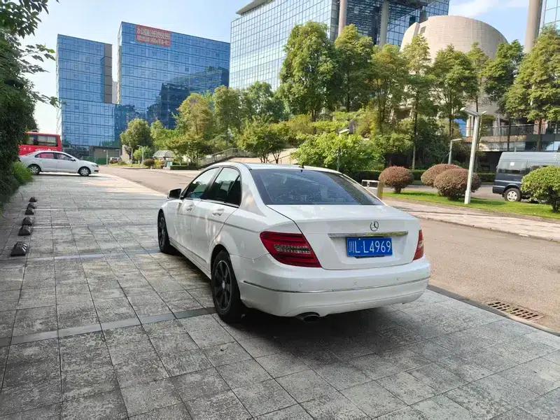 Mercedes-Benz C-Class 2013 C 180 CGI Classic — миниатюра 4