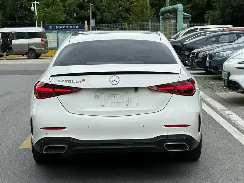 2024 Mercedes-Benz C-Class C 260 L Midnight Sport Edition — миниатюра 3