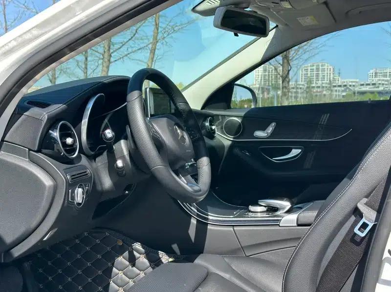 2017 Mercedes-Benz C-Class C 180 L Sport Edition — миниатюра 16