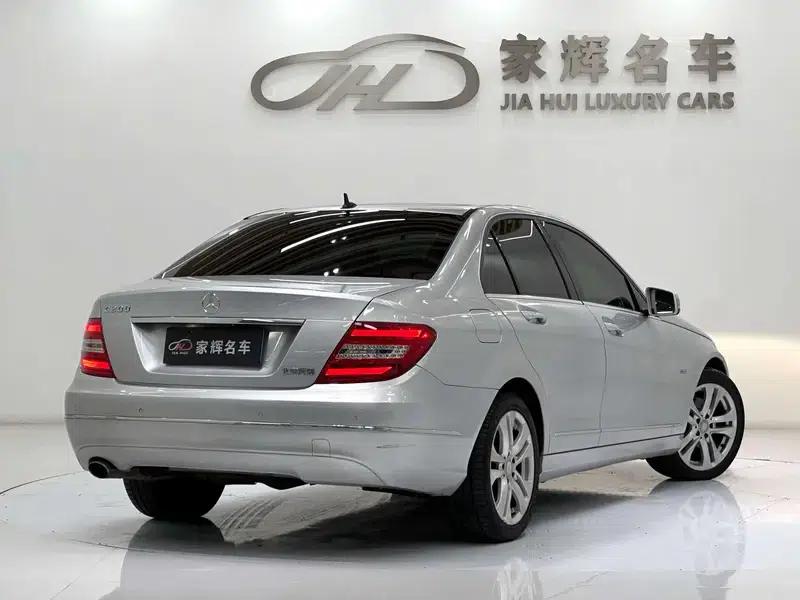 Mercedes-Benz C-Class 2011 C 200 CGI Fashion Model — миниатюра 7