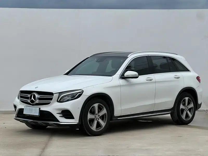 2017 Mercedes-Benz GLC 260 4MATIC Luxury — миниатюра 1