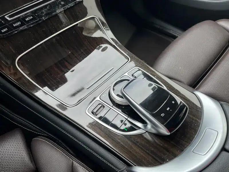 2017 Mercedes-Benz GLC 260 4MATIC Luxury — миниатюра 14