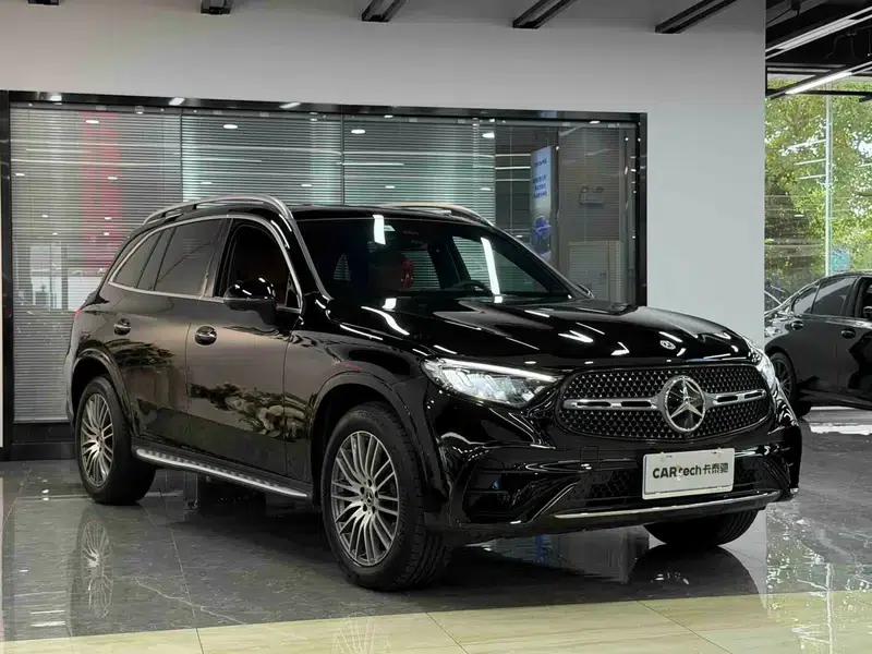 2024 Mercedes-Benz GLC 300 L 4MATIC Dynamic 5-seater — миниатюра 3