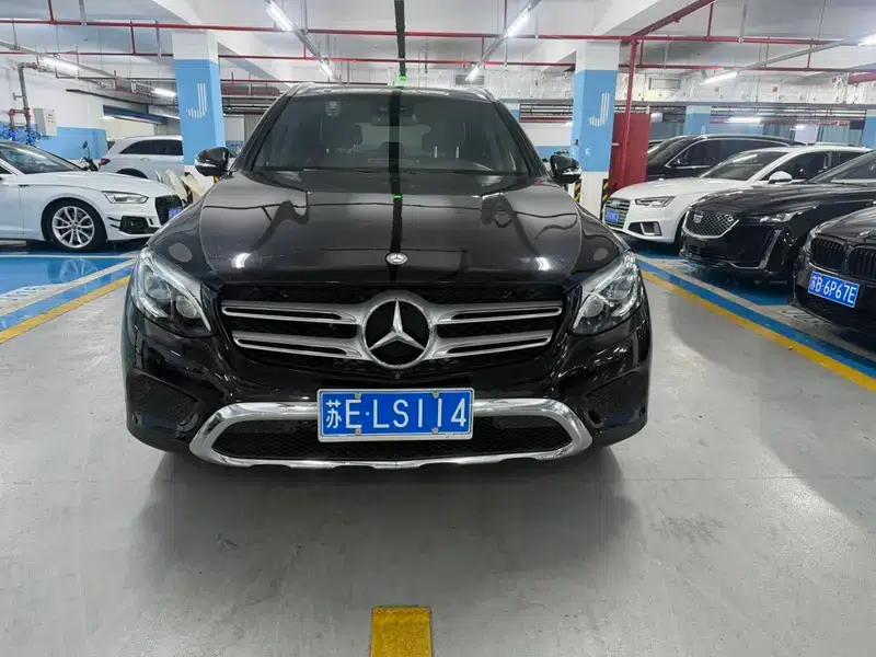 2016 Mercedes-Benz GLC 300 4MATIC Luxury — миниатюра 2