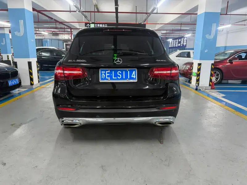 2016 Mercedes-Benz GLC 300 4MATIC Luxury — миниатюра 4