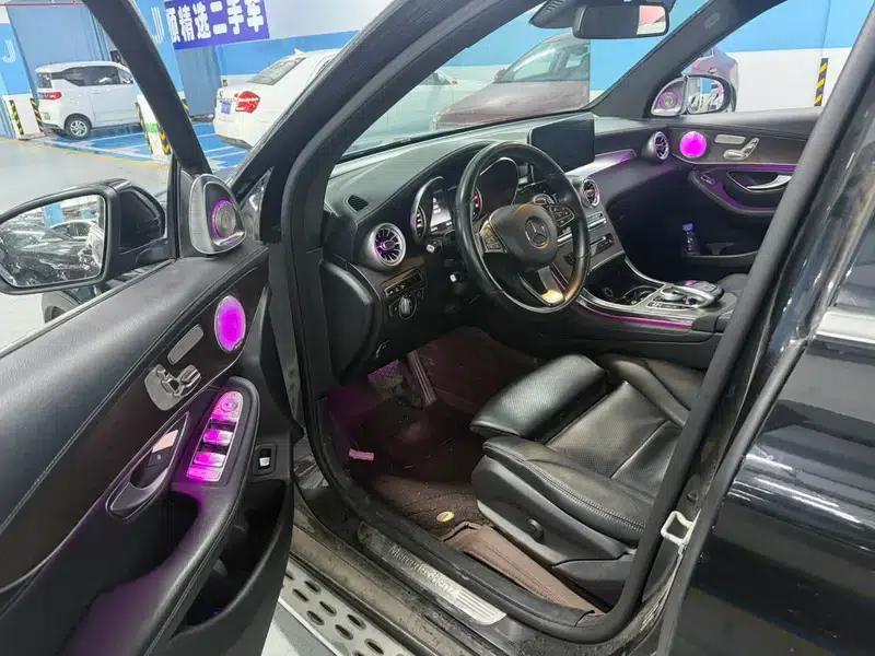 2016 Mercedes-Benz GLC 300 4MATIC Luxury — миниатюра 8