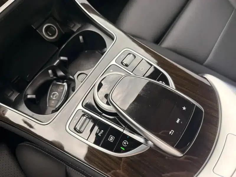 2017 Mercedes-Benz GLC 260 4MATIC Dynamic — миниатюра 14