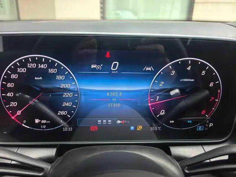 2025 Mercedes-Benz GLC 300 L 4MATIC Dynamic 5-seater — миниатюра 9
