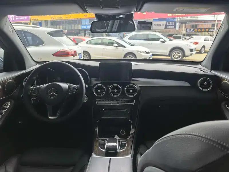 2017 Mercedes-Benz GLC 260 4MATIC Luxury — миниатюра 10