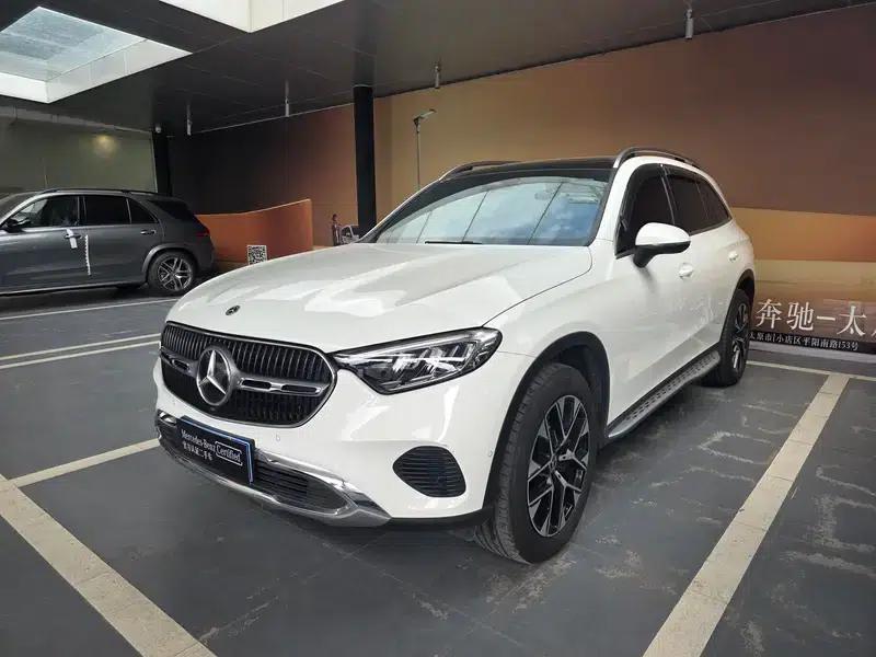 2023 Mercedes-Benz GLC 260 L 4MATIC Dynamic 5-seater — миниатюра 1