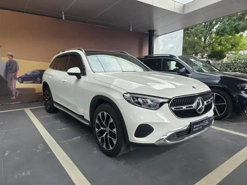 2023 Mercedes-Benz GLC 260 L 4MATIC Dynamic 5-seater — миниатюра 2