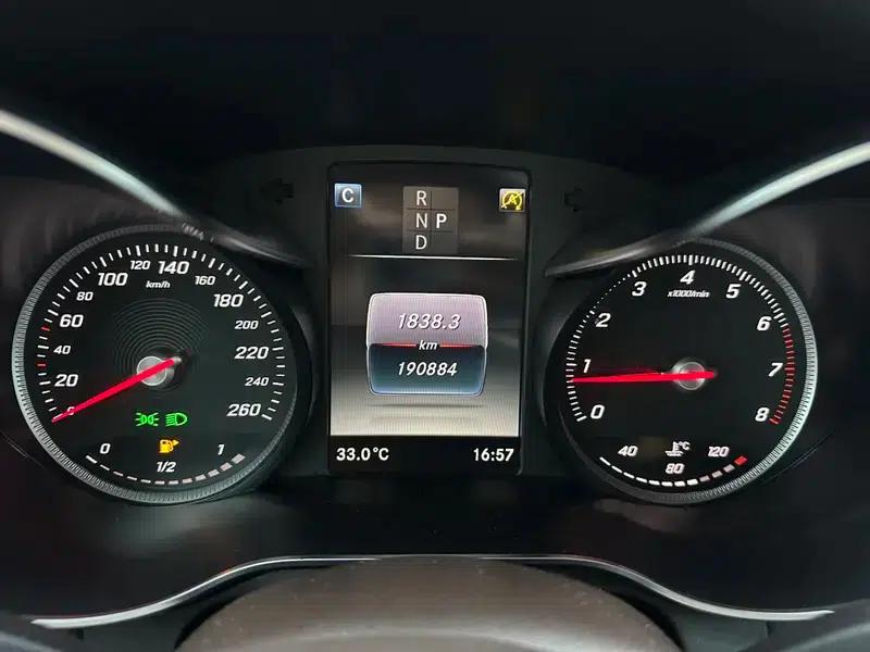 2019 Mercedes-Benz GLC 260 L 4MATIC Dynamic — миниатюра 10